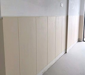 【湖州】浙江湖州肛肠医院旧楼改造再次采购树脂板做墙裙安装